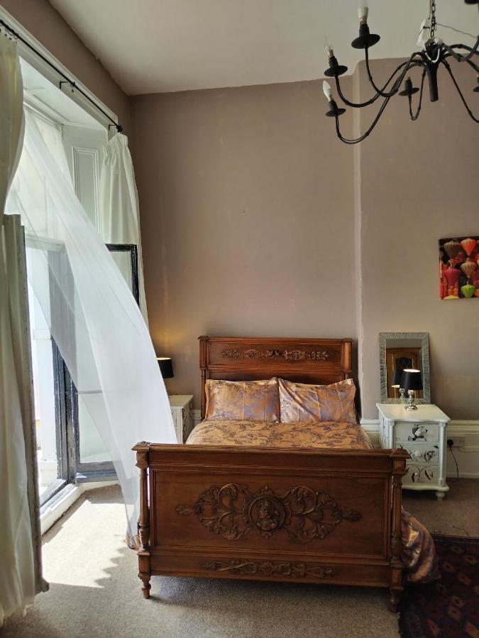 Апартаменты Sea View Studio Flat With Balcony, Parking Дувр Экстерьер фото
