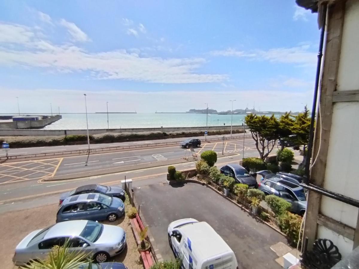 Апартаменты Sea View Studio Flat With Balcony, Parking Дувр Экстерьер фото
