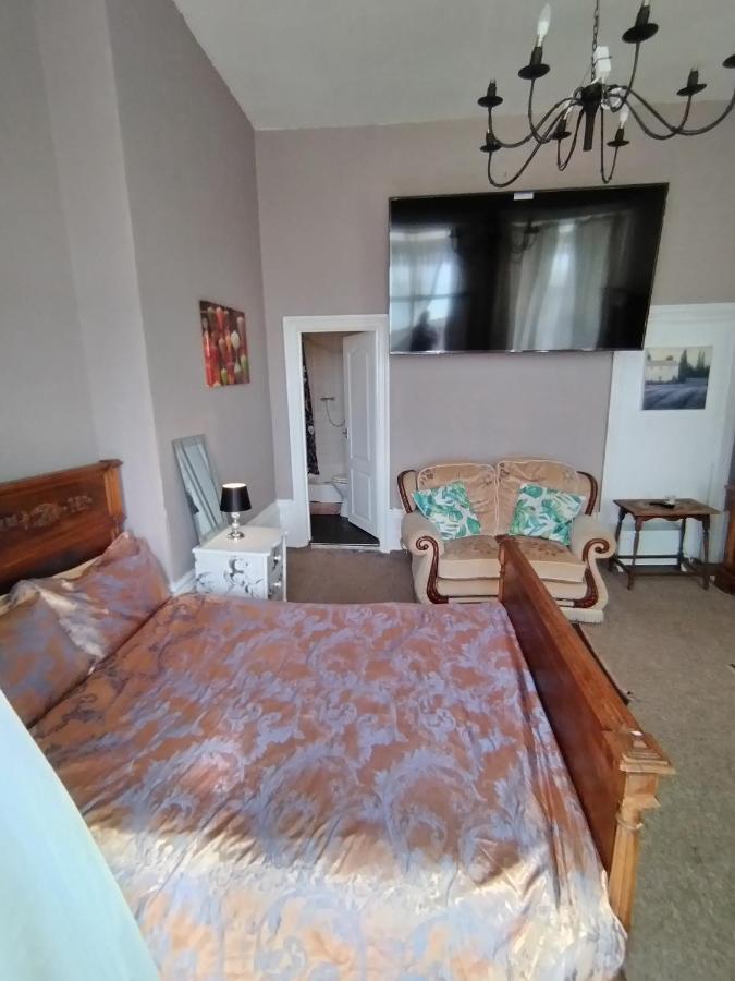 Апартаменты Sea View Studio Flat With Balcony, Parking Дувр Экстерьер фото